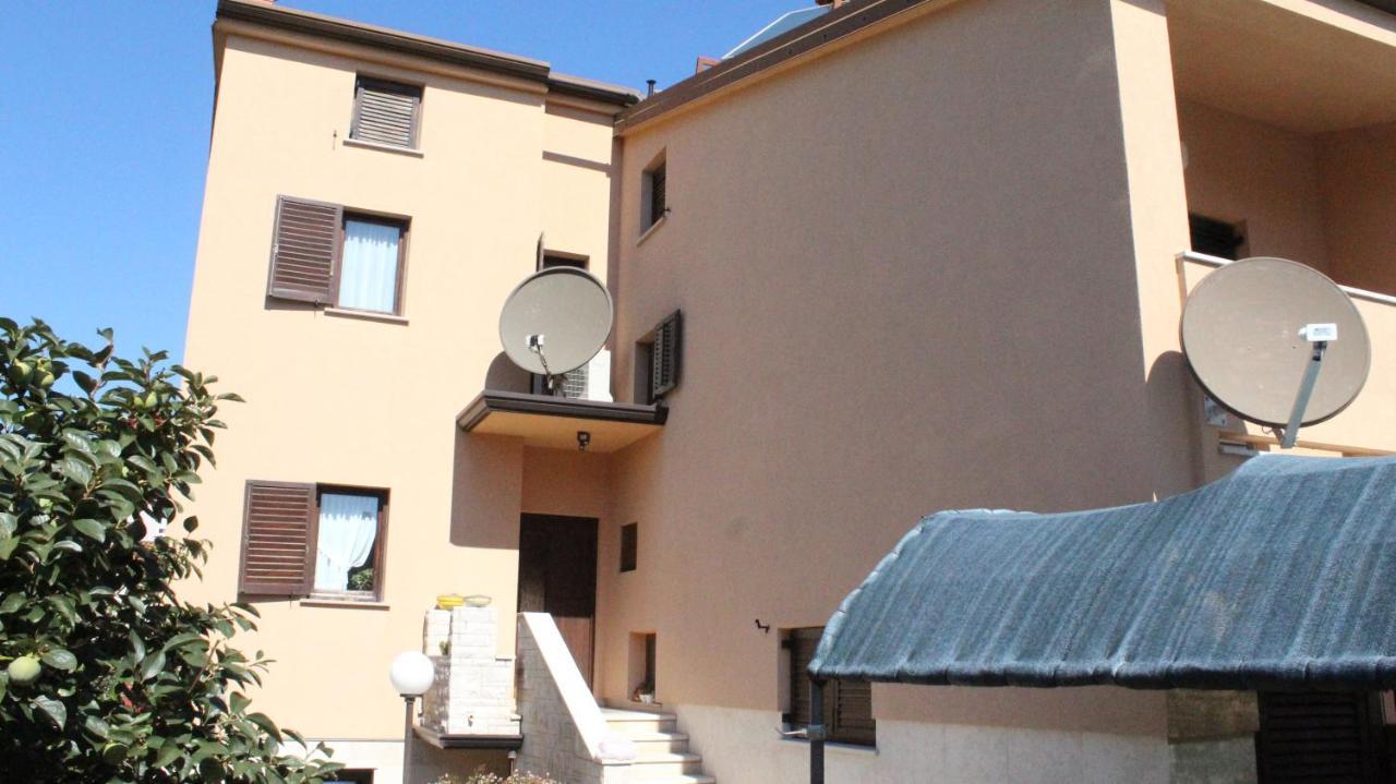 Apartman 100M2, Full Opremljen, Privatni Parking. PUY Eksteriør bilde